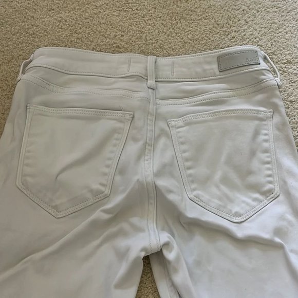 Abercrombie and Fitch White amid Rise Jean Legging - Picture 3 of 3